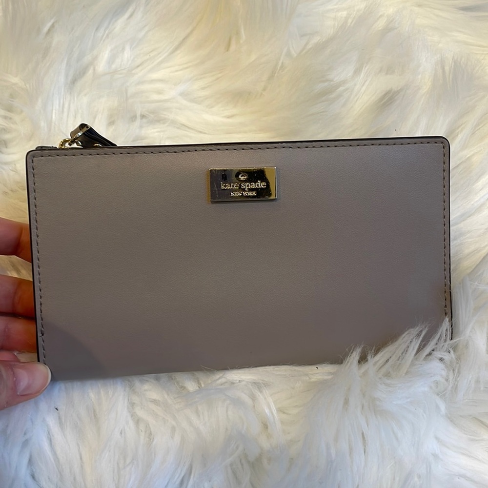 BUNDLE (sold) Kate Spade - Gray Snap Wallet